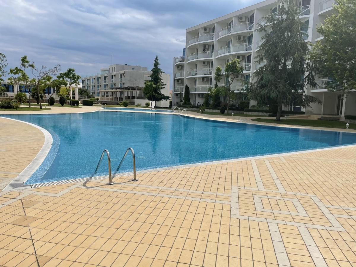 Day Dream Apartment Burgas Ngoại thất bức ảnh