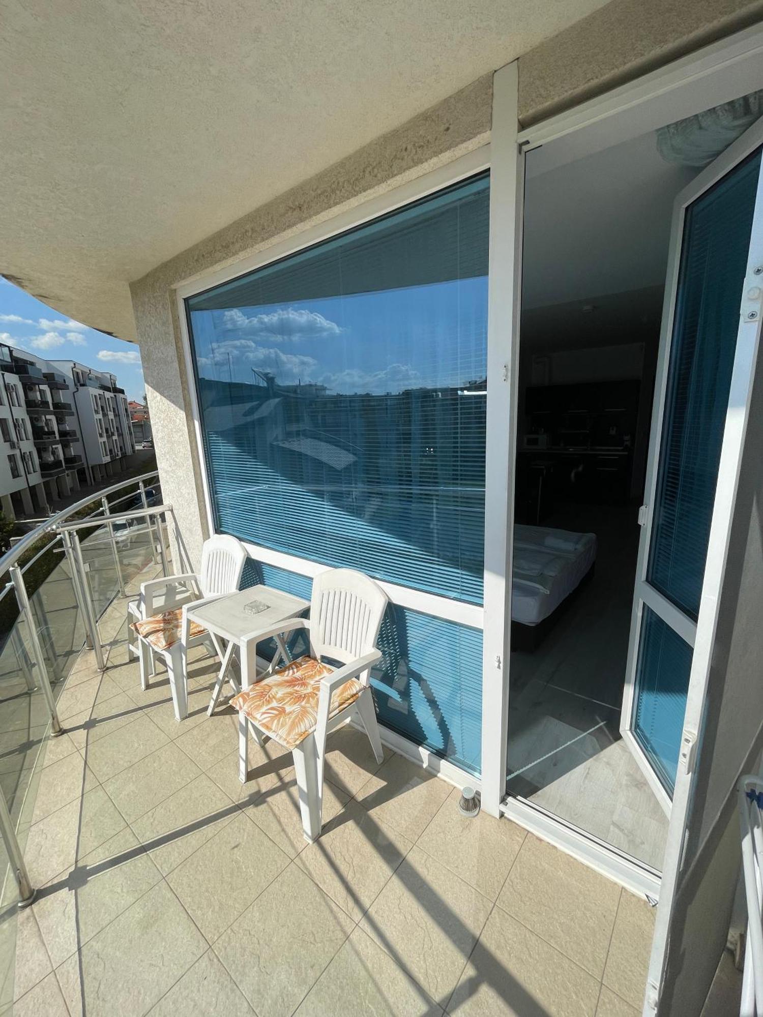 Day Dream Apartment Burgas Ngoại thất bức ảnh